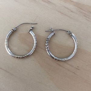 14k white gold hoop earrings